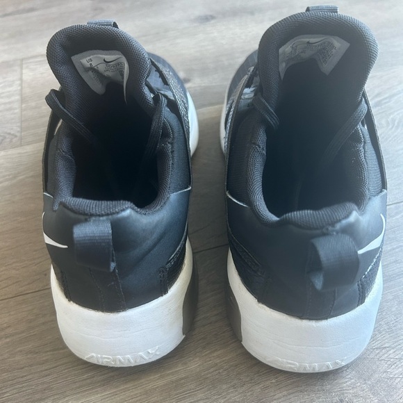 Nike Air Max Bella - Picture 4 of 6